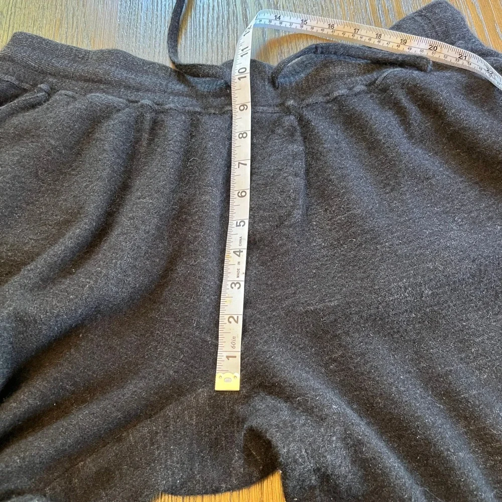Paka Joggers Alpaca Wool Black Athleisure XL Made in Peru Sustainable Loungewear